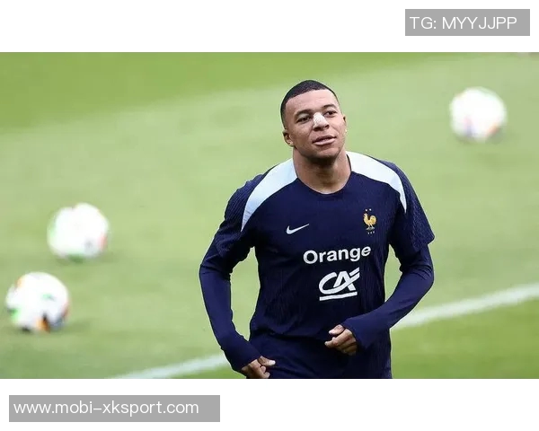 免签球员身价榜揭晓姆巴佩以18亿欧元高居榜首梅西紧随其后