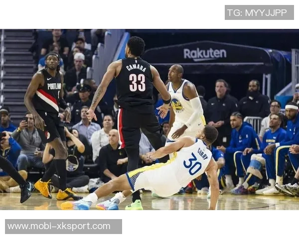 勇士本赛季遭开拓者三次击败防守漏洞致125分以上失分惨痛教训